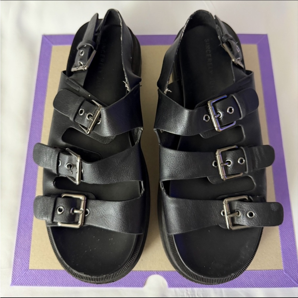 Sincerely Jules Heaven Buckle Lug Sole Black Sandals